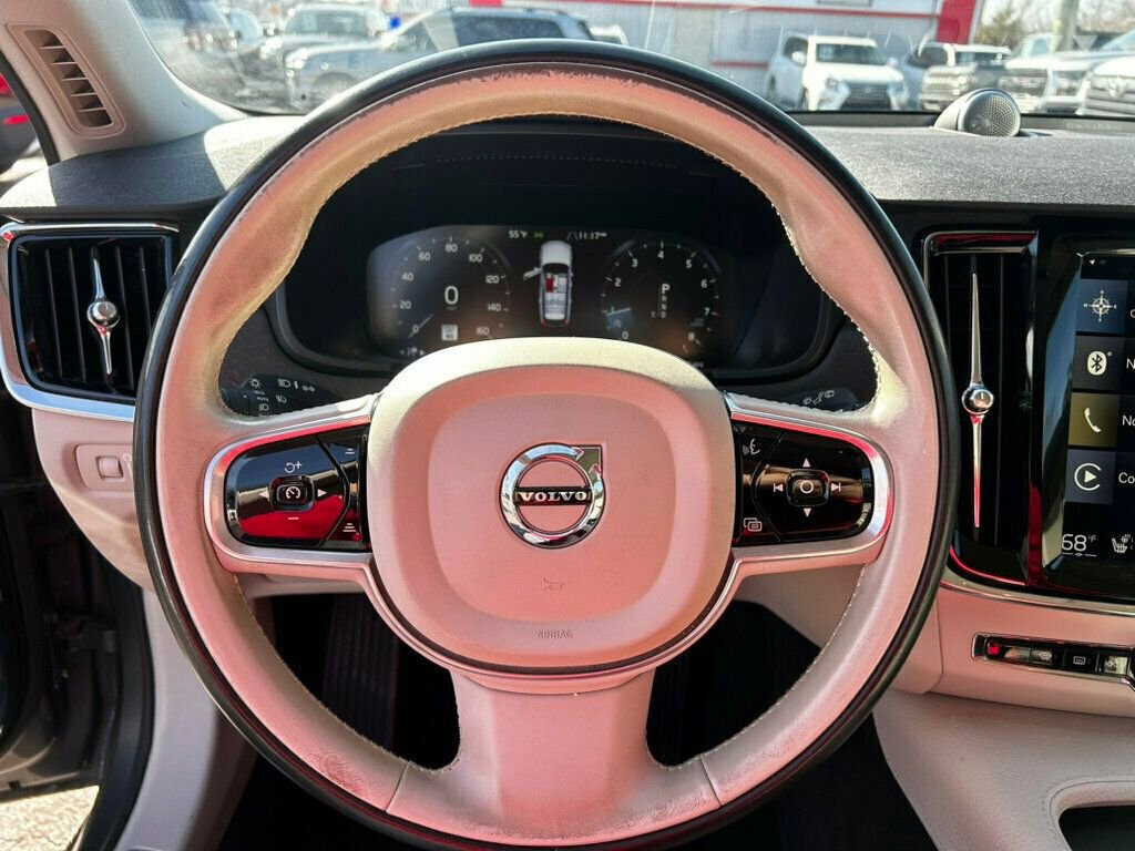 Used 2018 Volvo V90 T6 Cross Country image 25