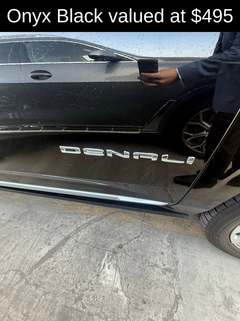 Used 2023 GMC Yukon Denali image 7