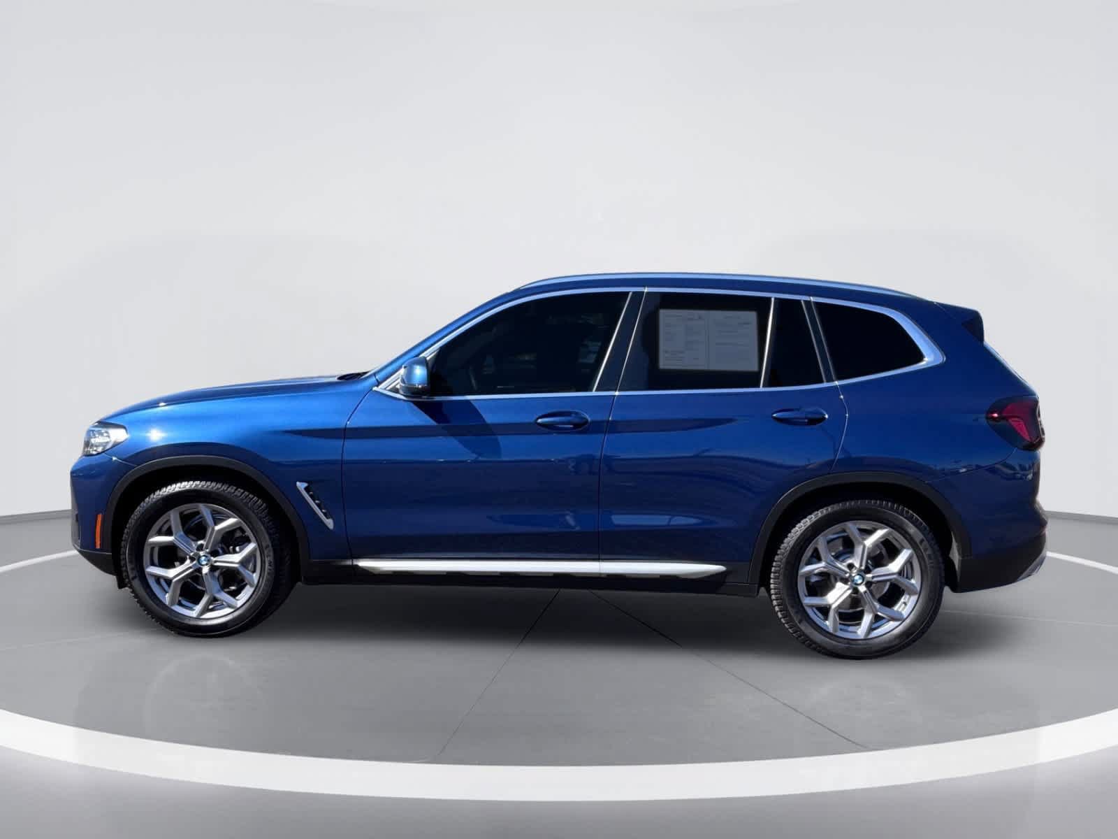 Used 2024 BMW X3 sDrive30i w/ Convenience Package RWD image 4