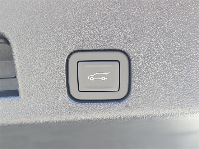 New 2026 Chevrolet Traverse LT image 10