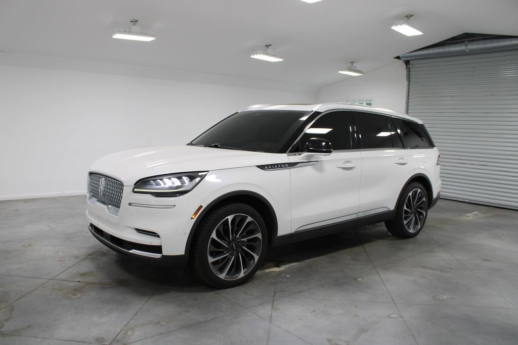 Used 2022 Lincoln Aviator Reserve w/ Equipment Group 201A AWD/4WD image 4