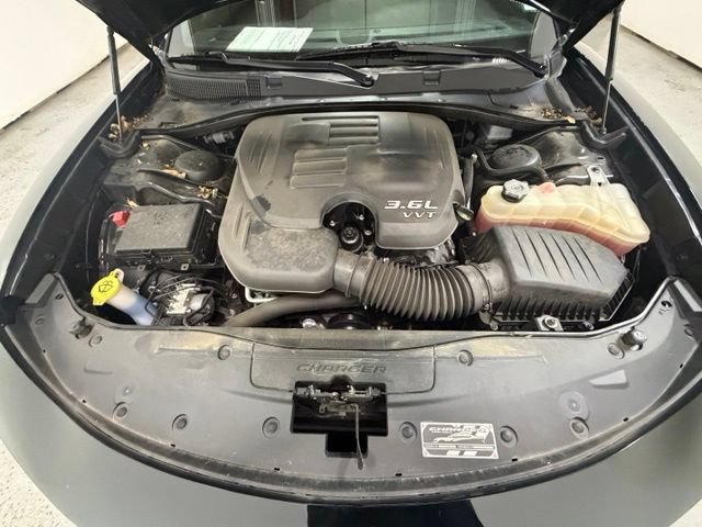 Used 2023 Dodge Charger SXT w/ Blacktop Package AWD/4WD image 13