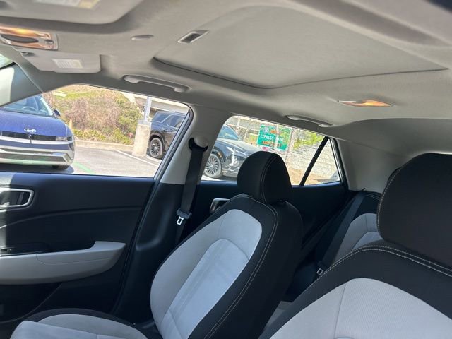 Used 2024 Hyundai Venue SEL image 10