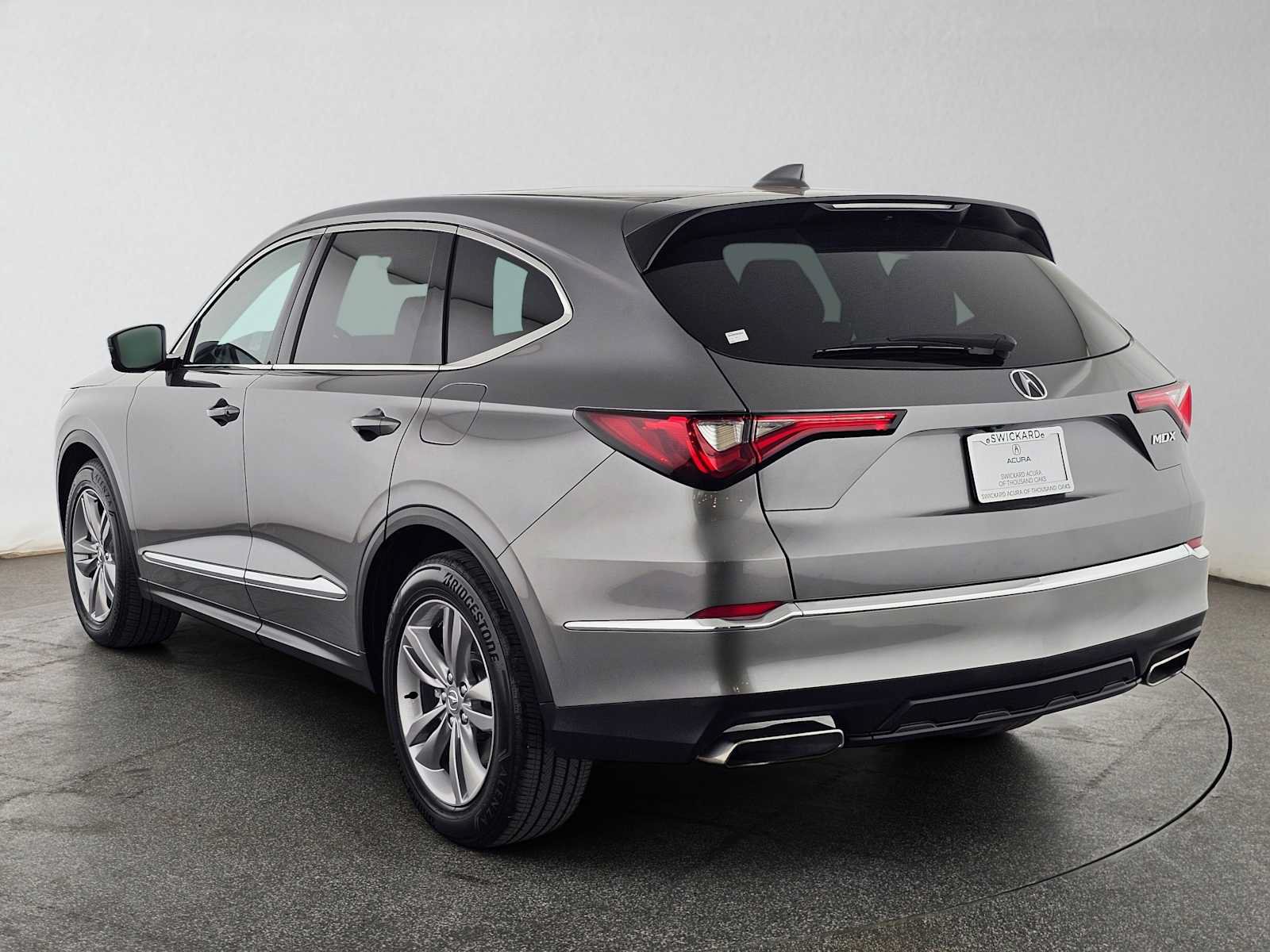 Certified 2023 Acura MDX FWD image 5