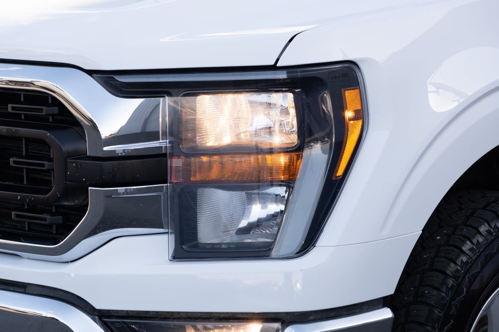 Used 2023 Ford F150 XLT w/ Trailer Tow Package image 17