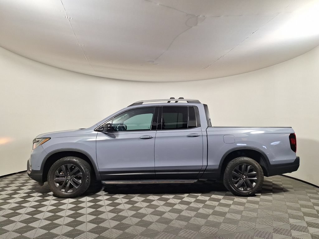 Used 2023 Honda Ridgeline Sport image 8