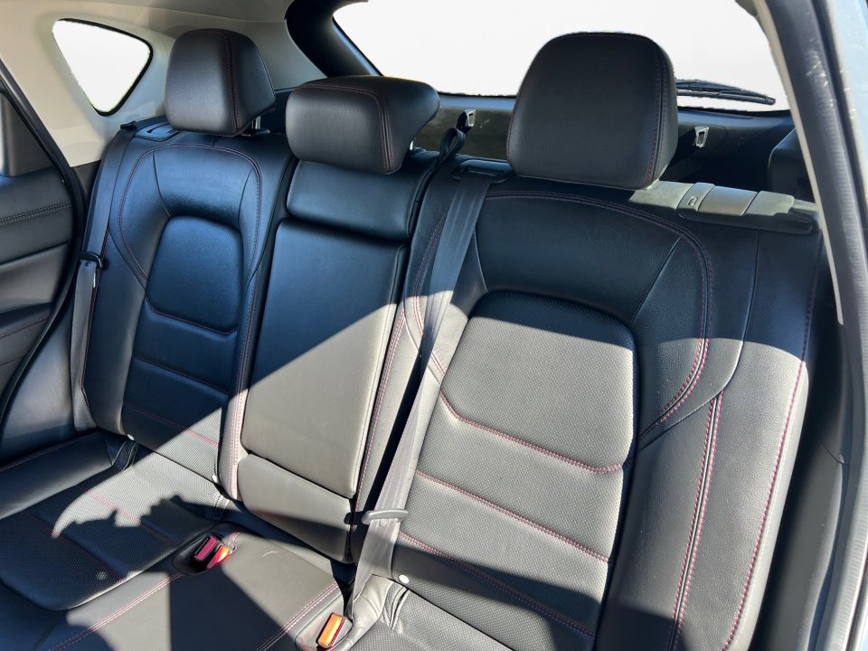 Certified 2023 MAZDA CX-5 Carbon Edition image 12