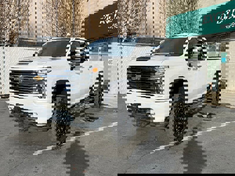 Used 2020 Chevrolet Silverado 3500 High Country w/ Z71 Off-Road Package image 3