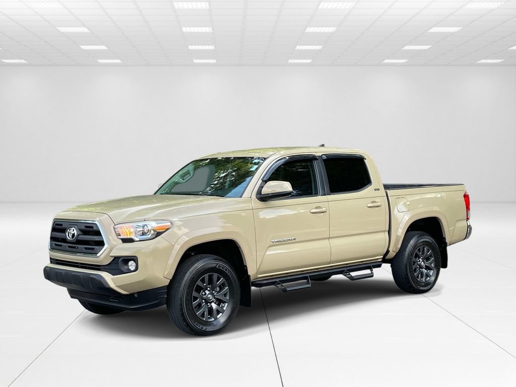 Used 2017 Toyota Tacoma SR5 w/ Tow Package RWD image 3