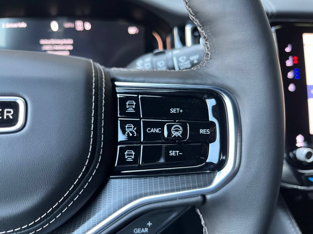New 2026 Jeep Grand Wagoneer Summit w/ Premium Group III AWD/4WD image 31