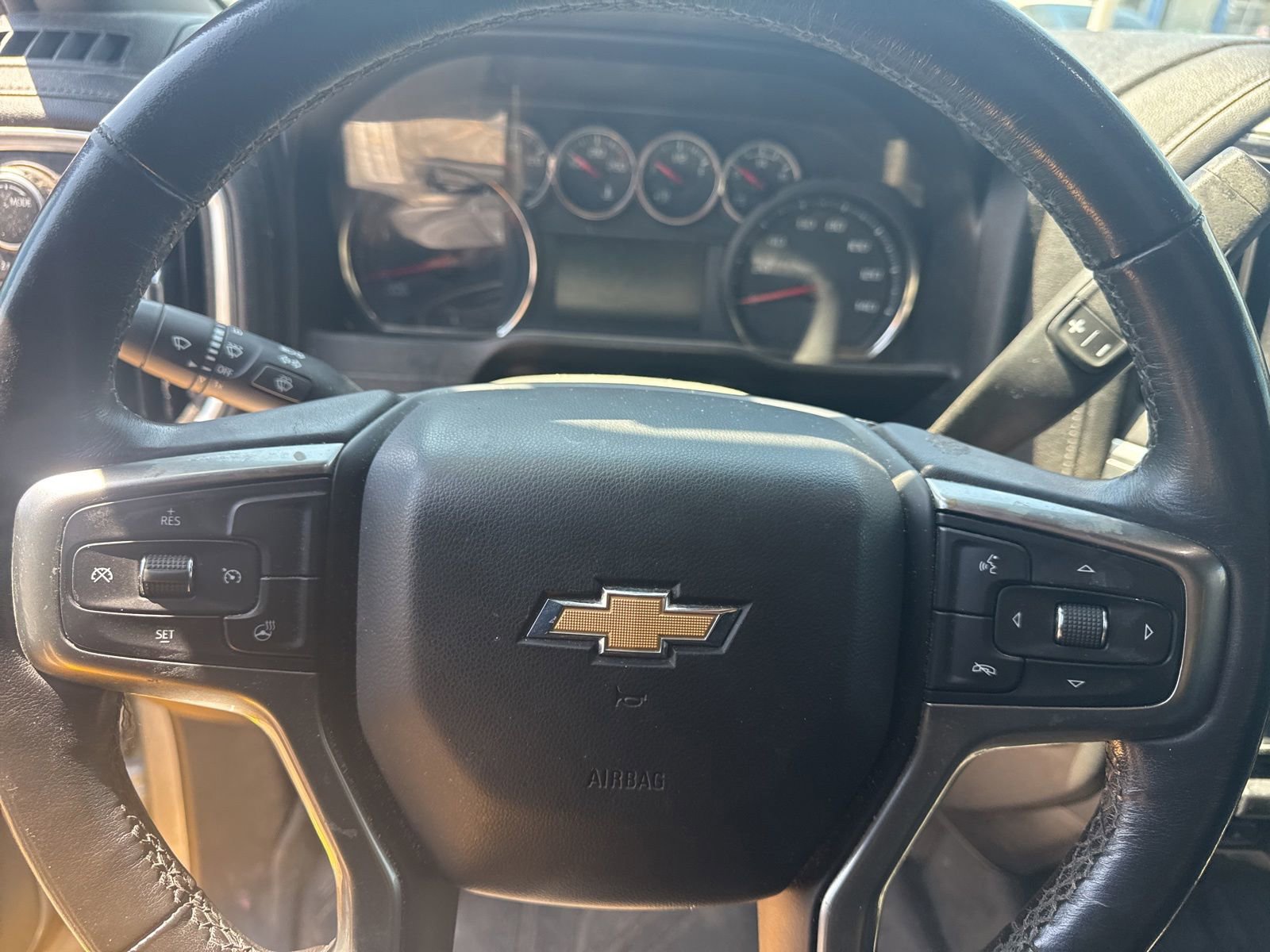 Used 2020 Chevrolet Silverado 2500 LT w/ Texas Edition AWD/4WD image 13