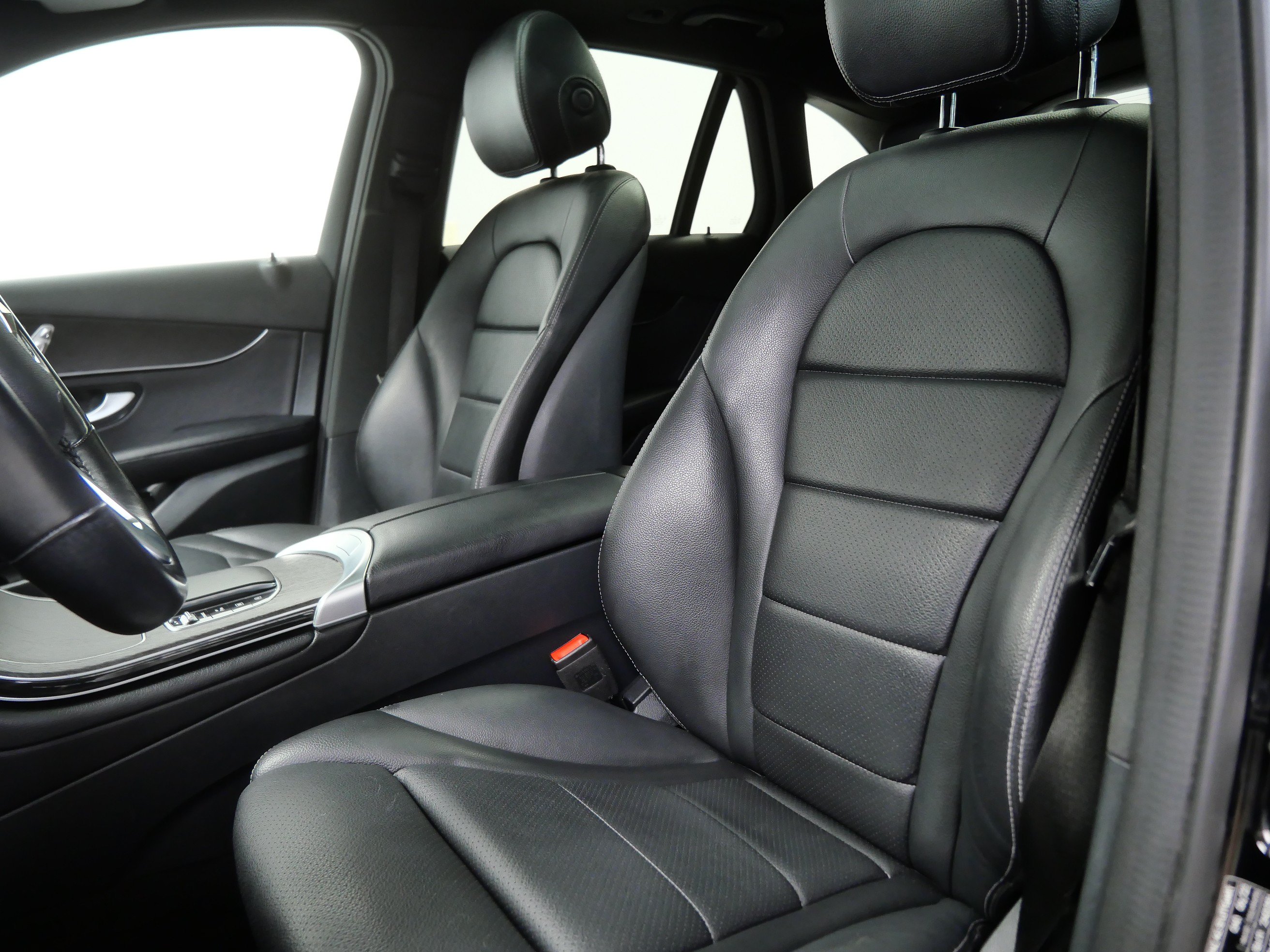 Certified 2022 Mercedes-Benz GLC 300 4MATIC image 15