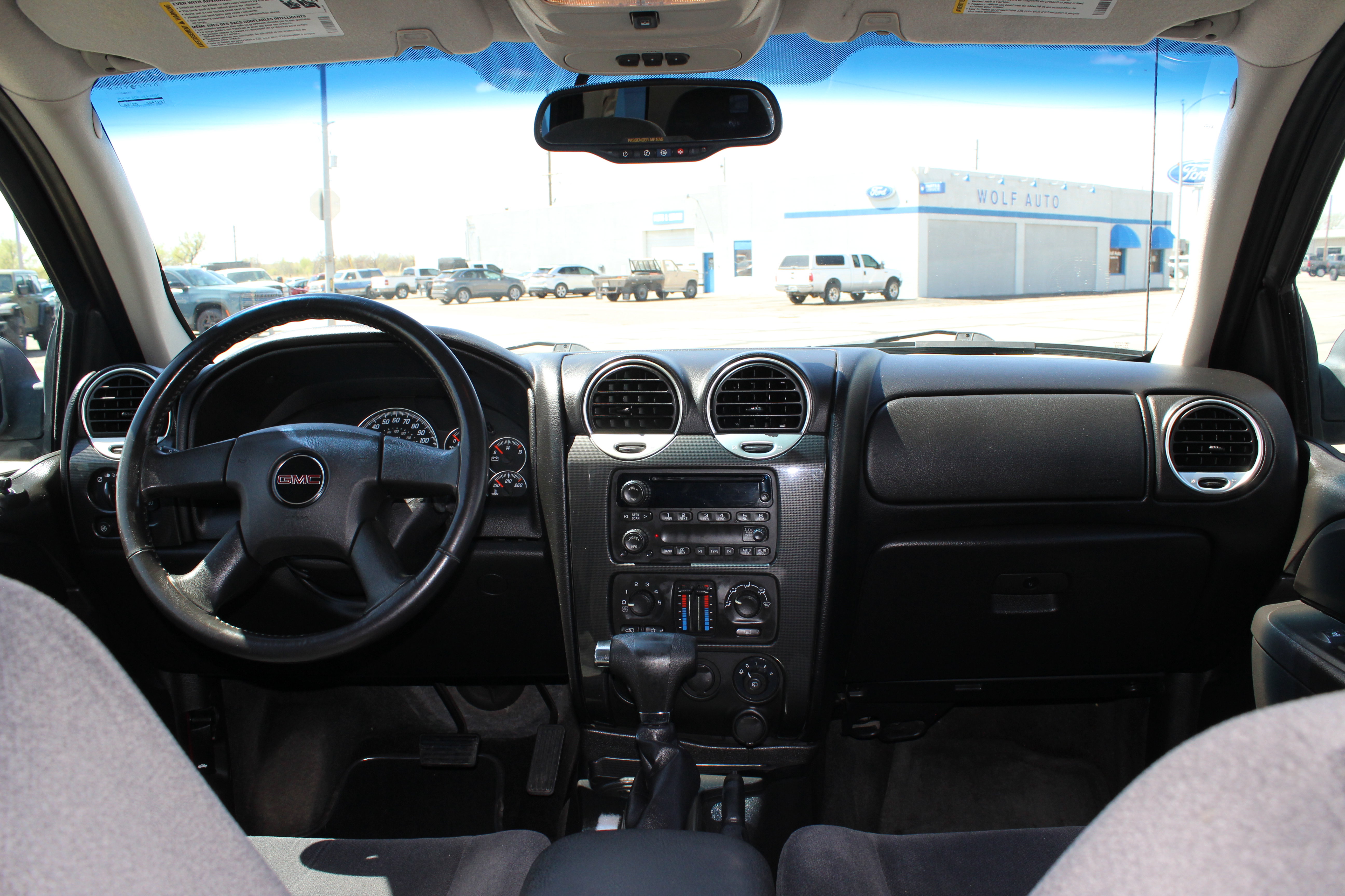Used 2009 GMC Envoy SLE w/ Sun And Sound Package AWD/4WD image 2