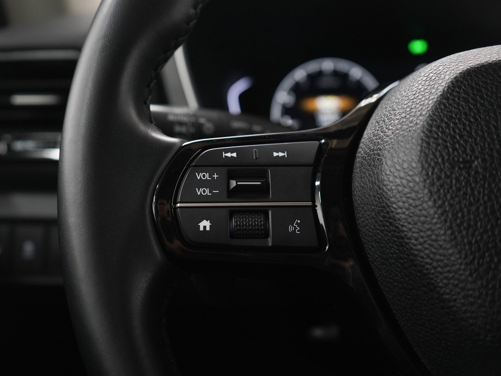 Used 2023 Honda Pilot EX-L image 30