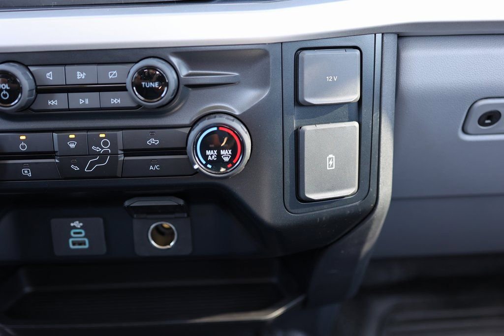 Used 2024 Ford F550 2WD Regular Cab Super Duty w/ XL Chrome Package image 41