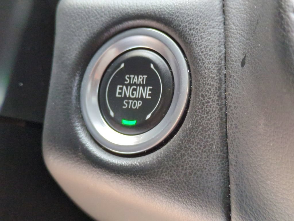 Used 2024 Chevrolet Tahoe LT RWD image 39
