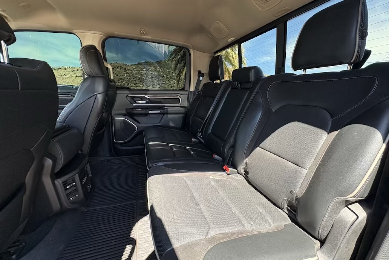 Used 2019 RAM 1500 Laramie w/ Trailer Tow Group AWD/4WD image 10