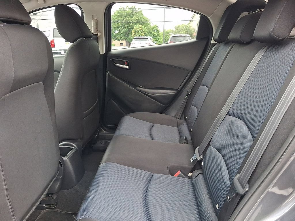 Used 2017 Toyota Yaris iA FWD image 12