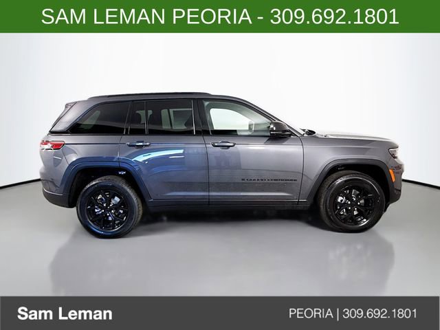 New 2025 Jeep Grand Cherokee Altitude image 8