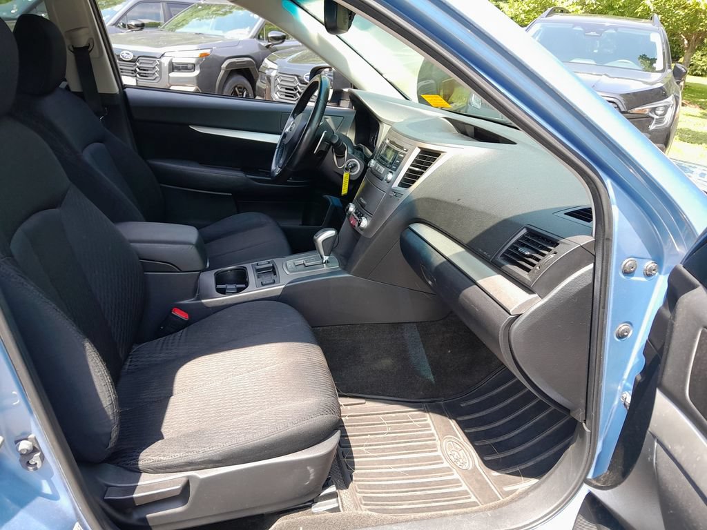 Used 2012 Subaru Outback 2.5i Premium AWD/4WD image 37