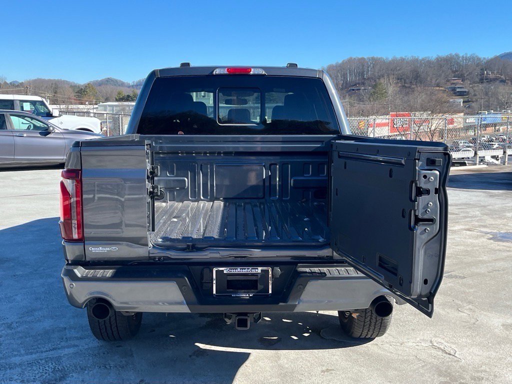 New 2025 Ford F150 Lariat w/ Equipment Group 501A Mid image 19