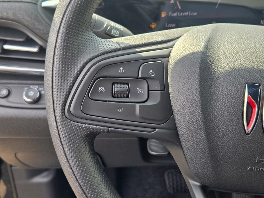 Used 2026 Buick Envista Preferred FWD image 38