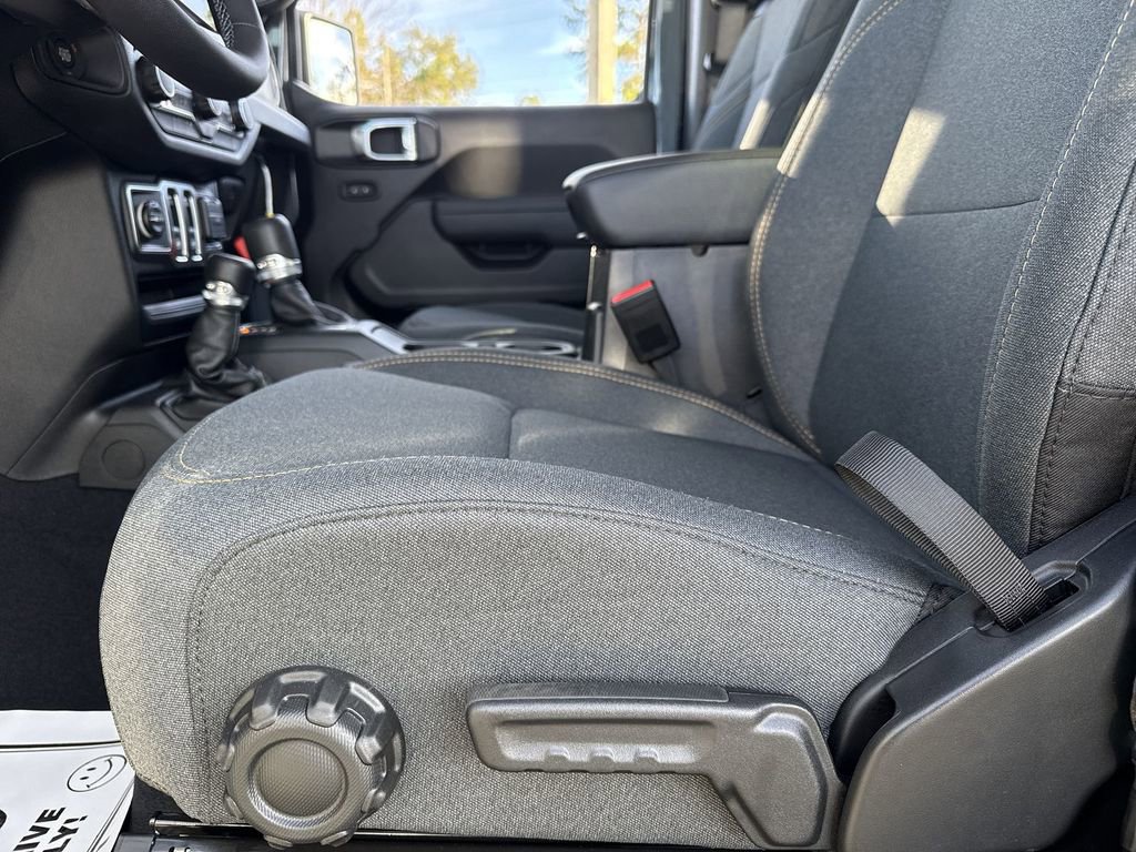New 2026 Jeep Wrangler Sport AWD/4WD image 10