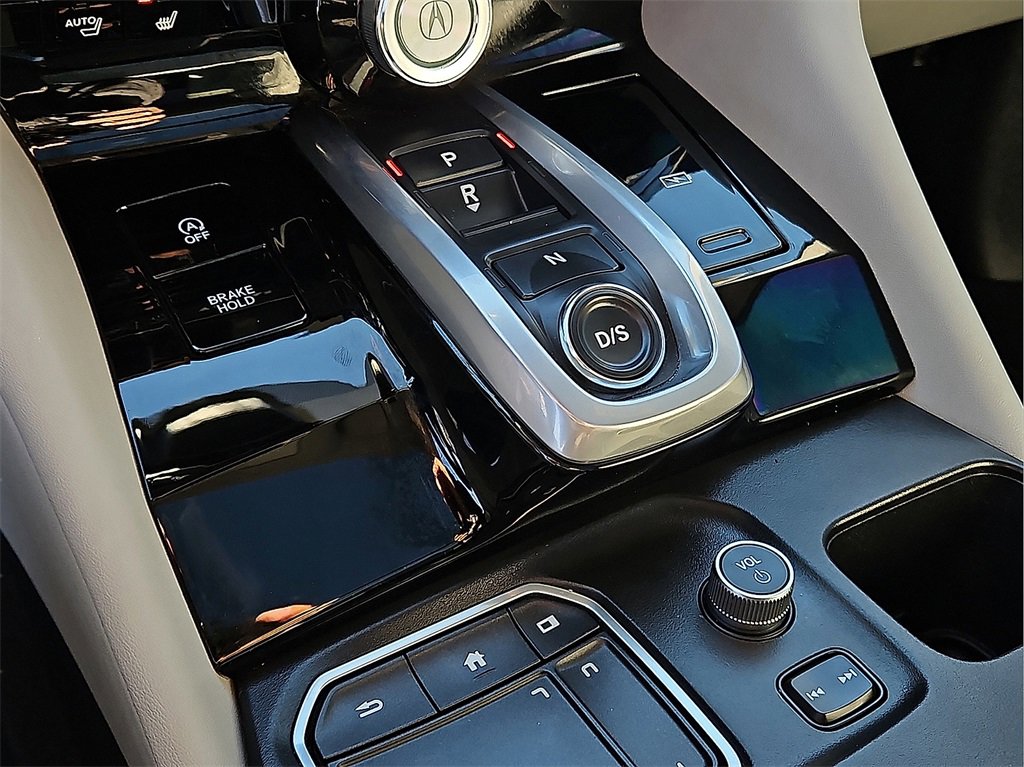 Certified 2023 Acura MDX FWD w/ Technology Package image 25