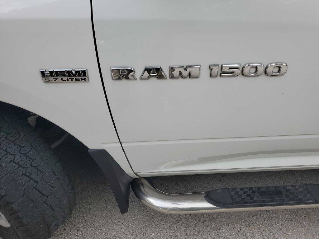 Used 2012 RAM 1500 Classic SLT AWD/4WD image 14