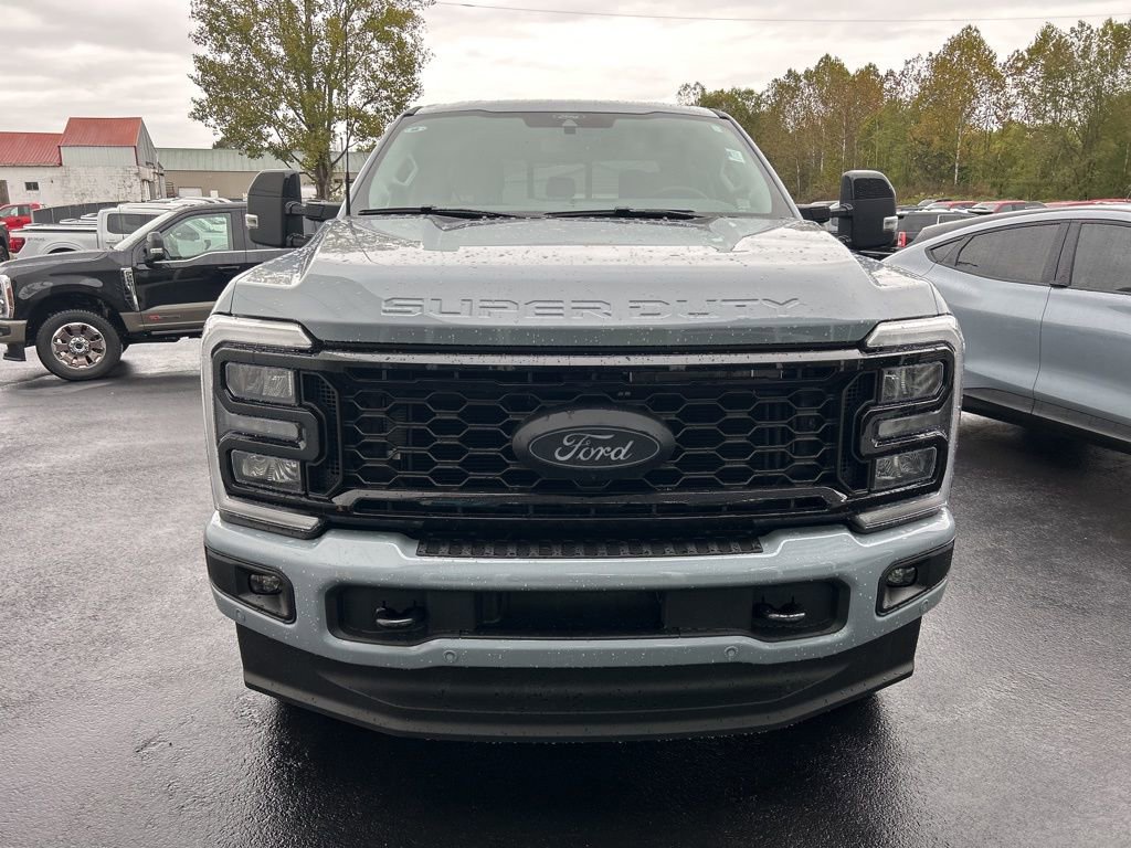 New 2026 Ford F350 Lariat w/ Black Appearance Package image 3
