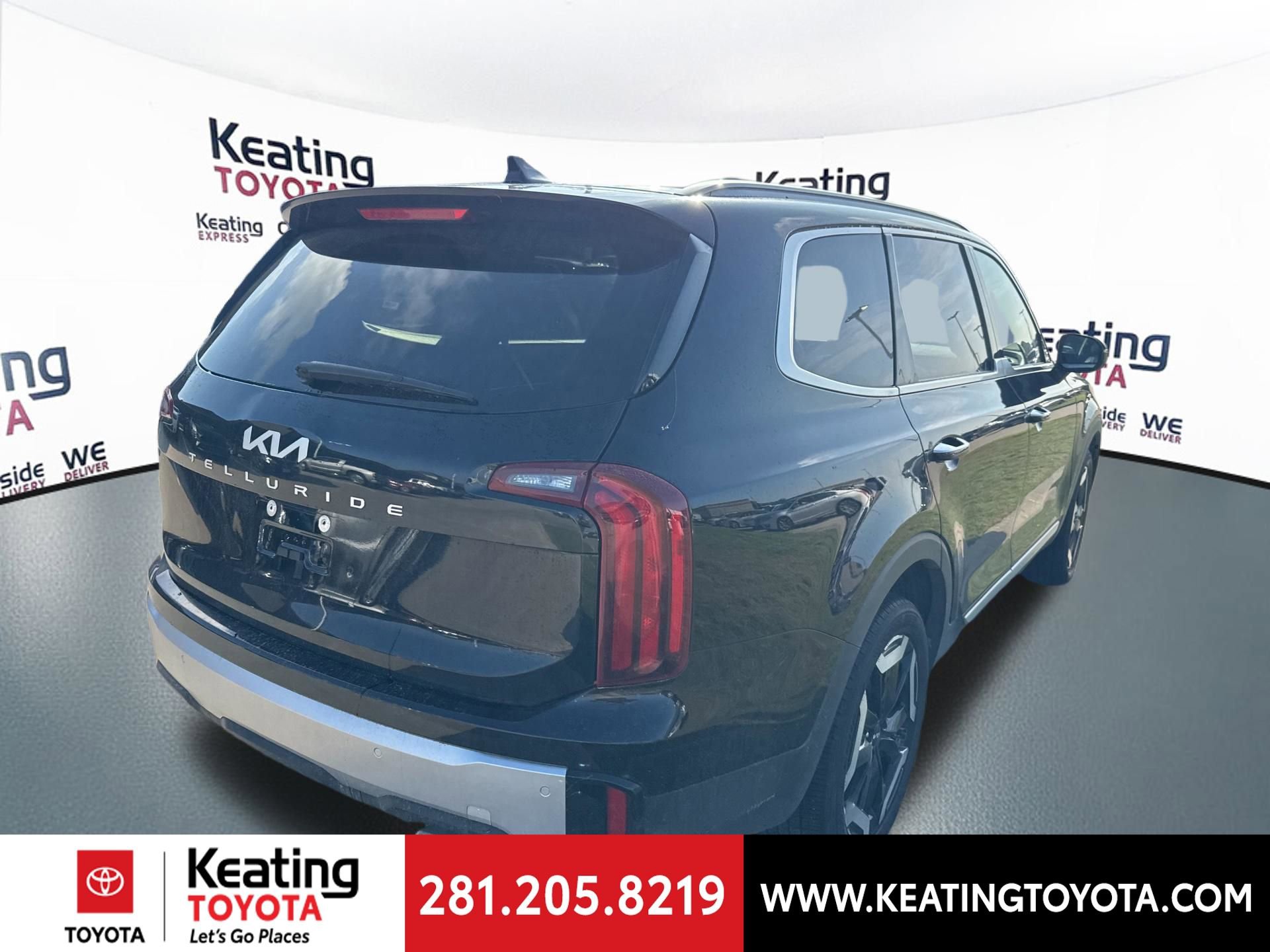 Used 2025 Kia Telluride S FWD image 7