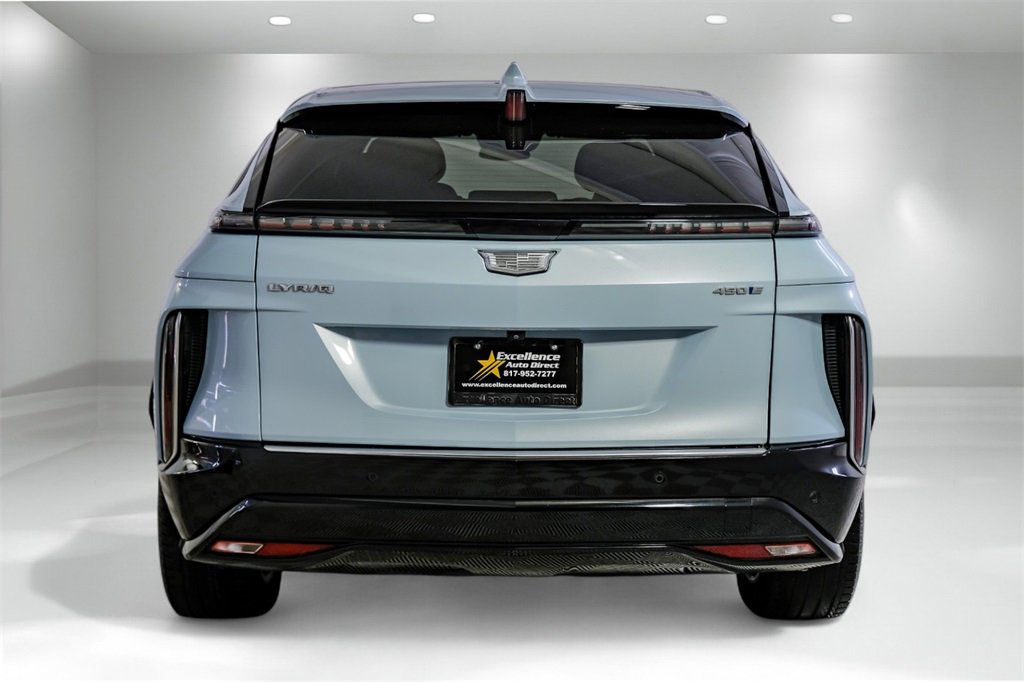 Used 2024 Cadillac Lyriq Luxury image 10