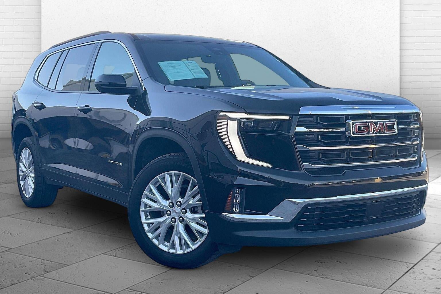 Used 2026 GMC Acadia Elevation w/ Elevation Premium Package FWD image 1