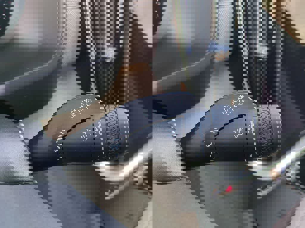 New 2026 Volvo XC90 B5 Plus w/ Protection Package Premier image 19