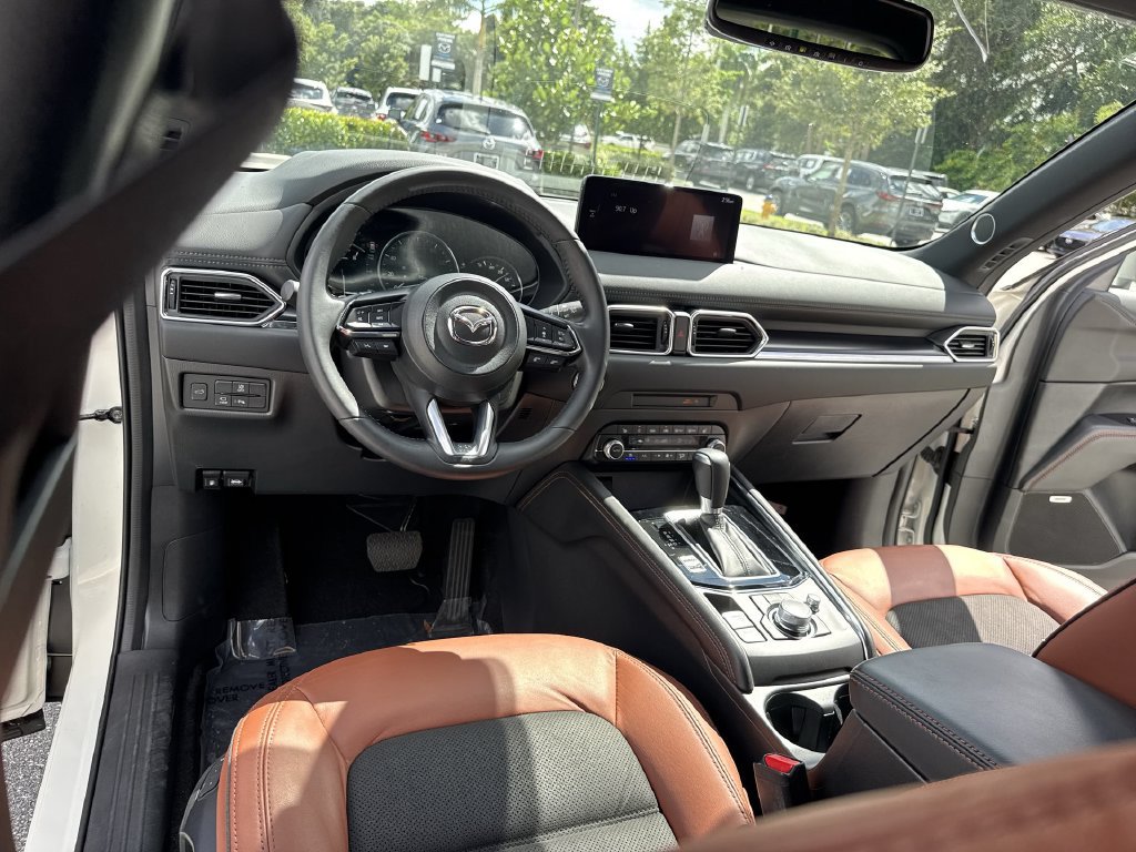 Certified 2025 MAZDA CX-5 Carbon Edition AWD/4WD image 35