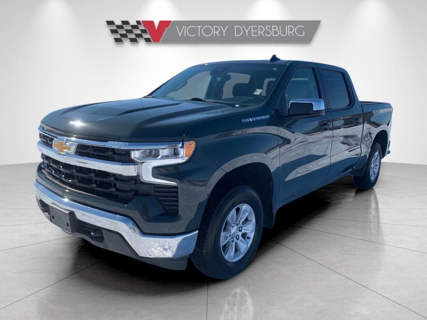 Used 2025 Chevrolet Silverado 1500 LT image 4