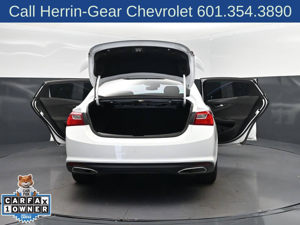 Used 2023 Chevrolet Malibu RS FWD image 50