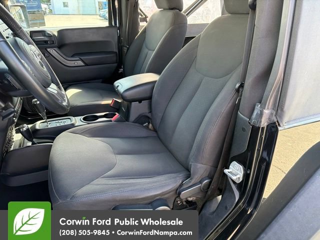 Used 2018 Jeep Wrangler Sport AWD/4WD image 24