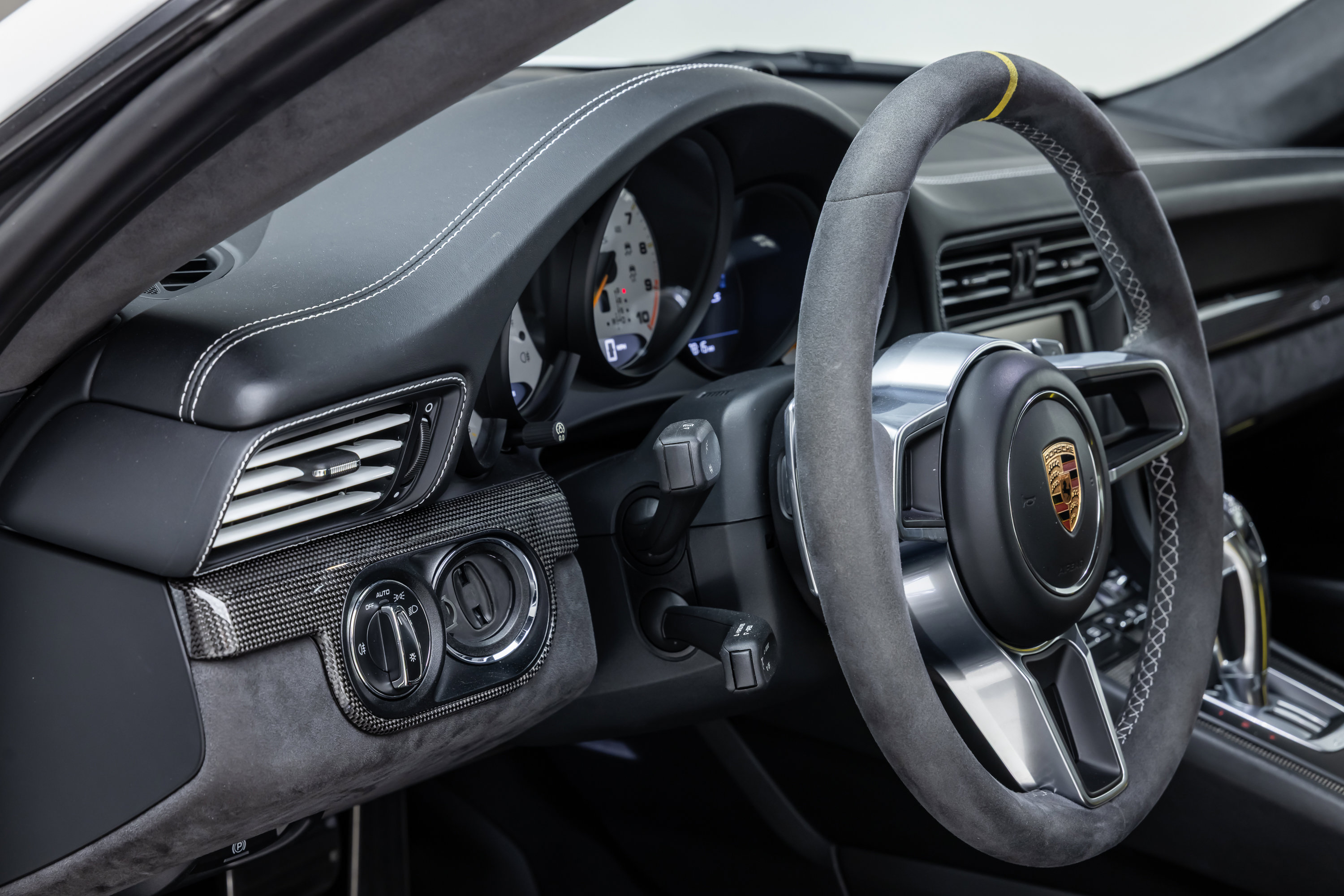 Used 2016 Porsche 911 GT3 RS image 49