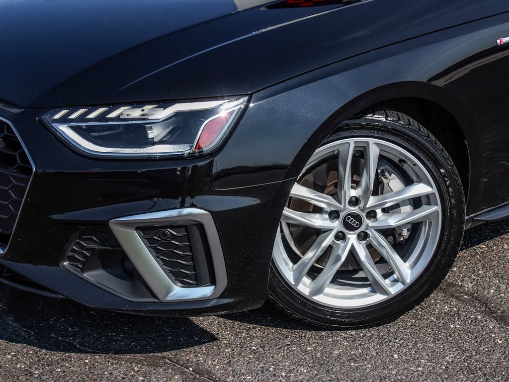 Used 2023 Audi A4 2.0T Premium Plus w/ Premium Plus Package AWD/4WD image 46