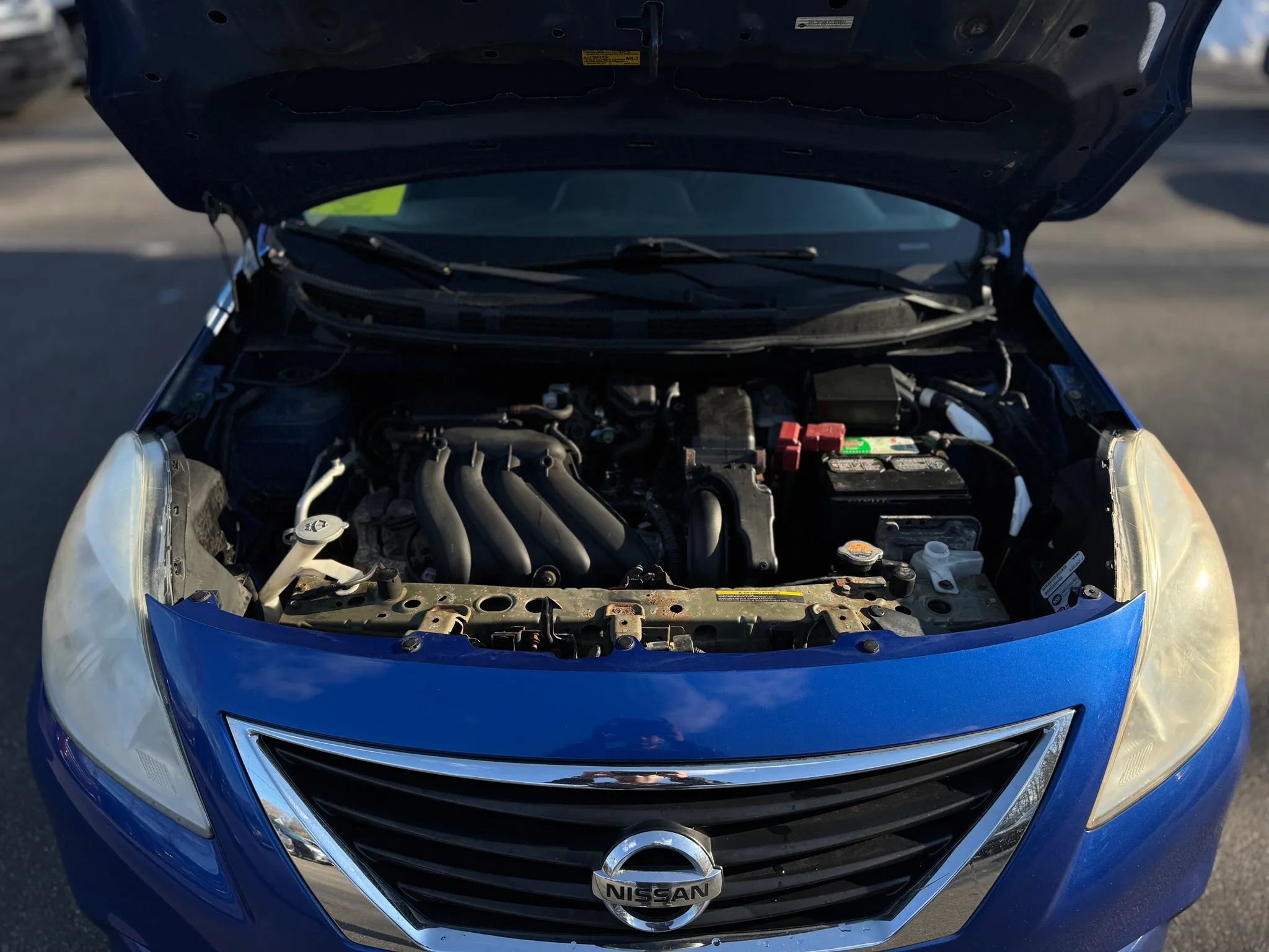 Used 2012 Nissan Versa SV image 10