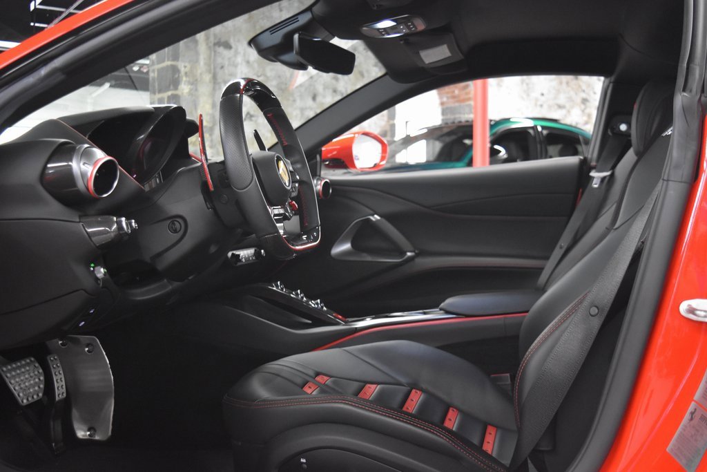 Used 2020 Ferrari 812 Superfast image 14
