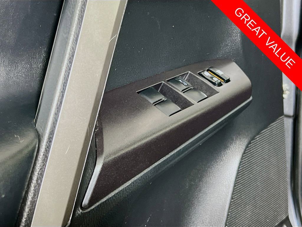 Used 2017 Toyota RAV4 XLE w/ Convenience Package image 17