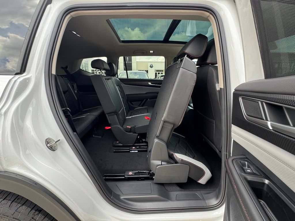 New 2026 Volkswagen Atlas Peak Edition AWD/4WD image 24