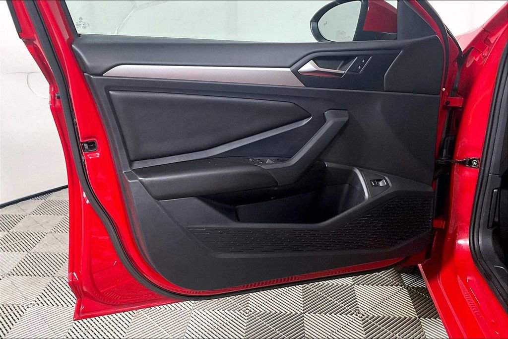 Used 2019 Volkswagen Jetta SE image 22