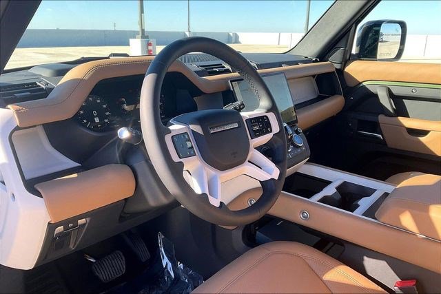 New 2026 Land Rover Defender 110 X-Dynamic SE image 7