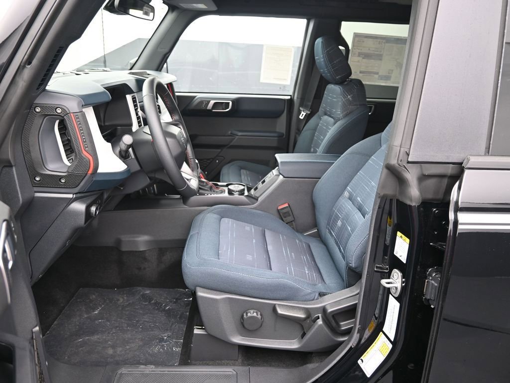New 2025 Ford Bronco Heritage Edition image 18
