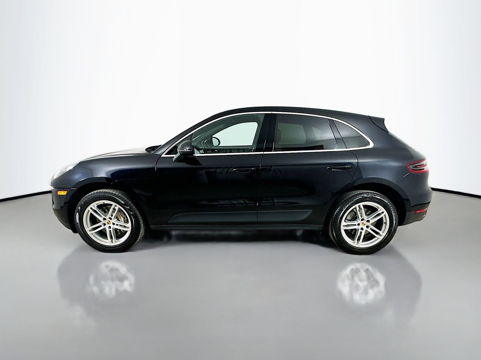 Used 2017 Porsche Macan S AWD/4WD image 8