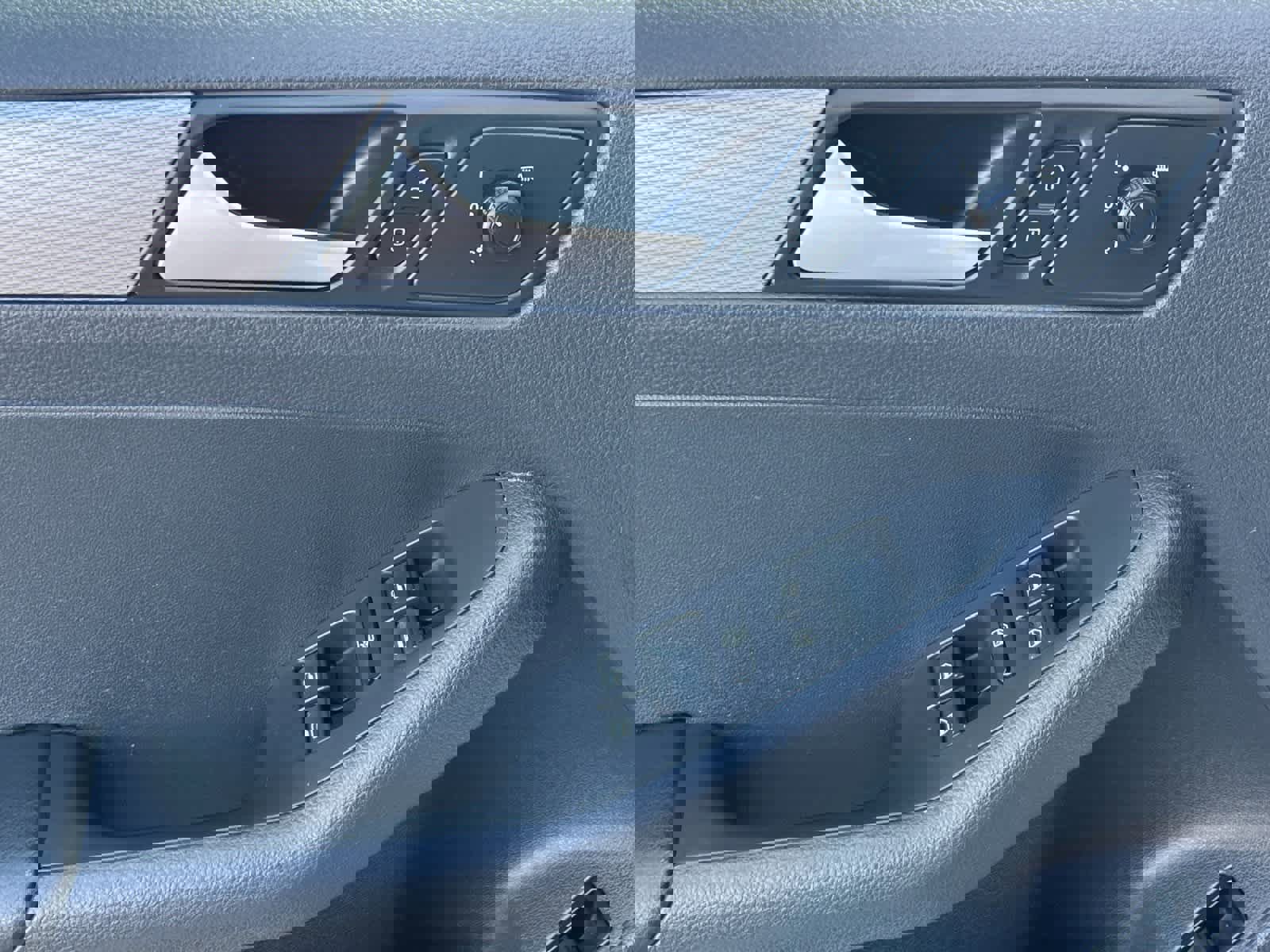 Used 2017 Volkswagen Jetta S image 13