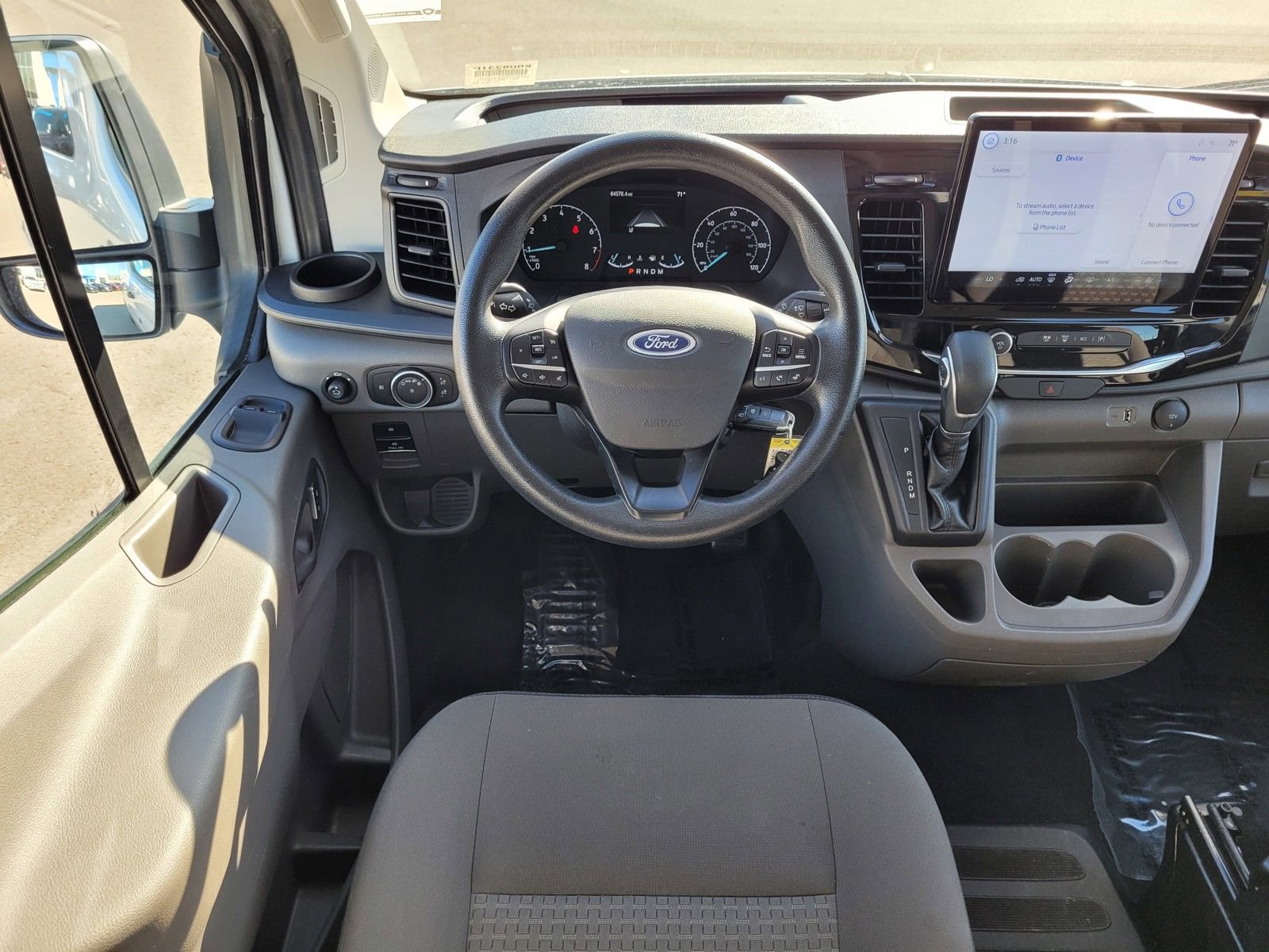 Used 2023 Ford Transit 350 XLT image 13